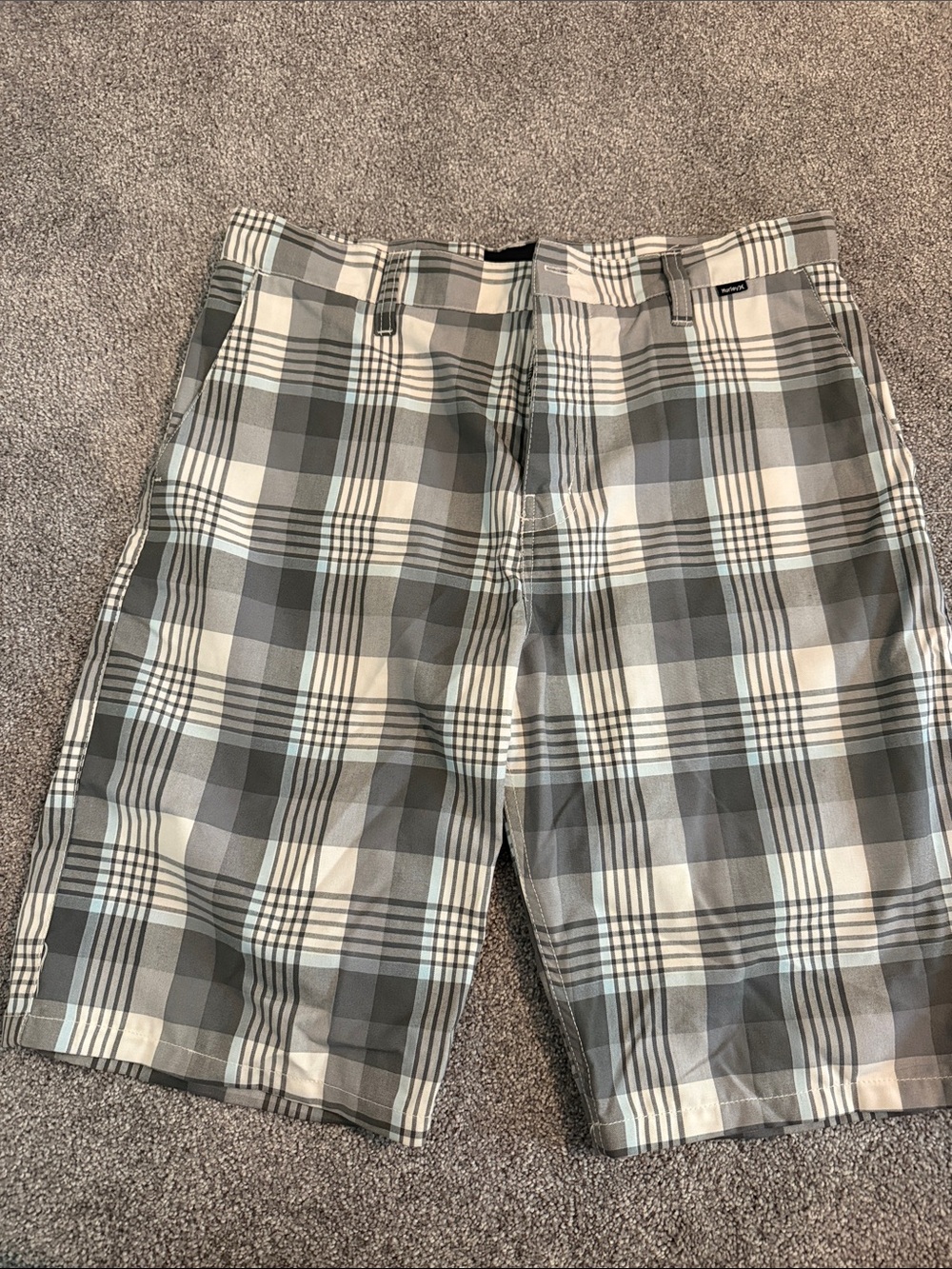 Hurley Men's Gray and White Plaid Flat Front Shorts